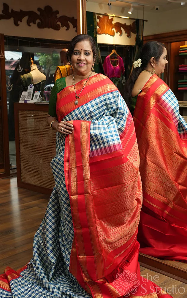 Blue and white checked kanjivaram silk saree with korvai red border with rettaipet zari