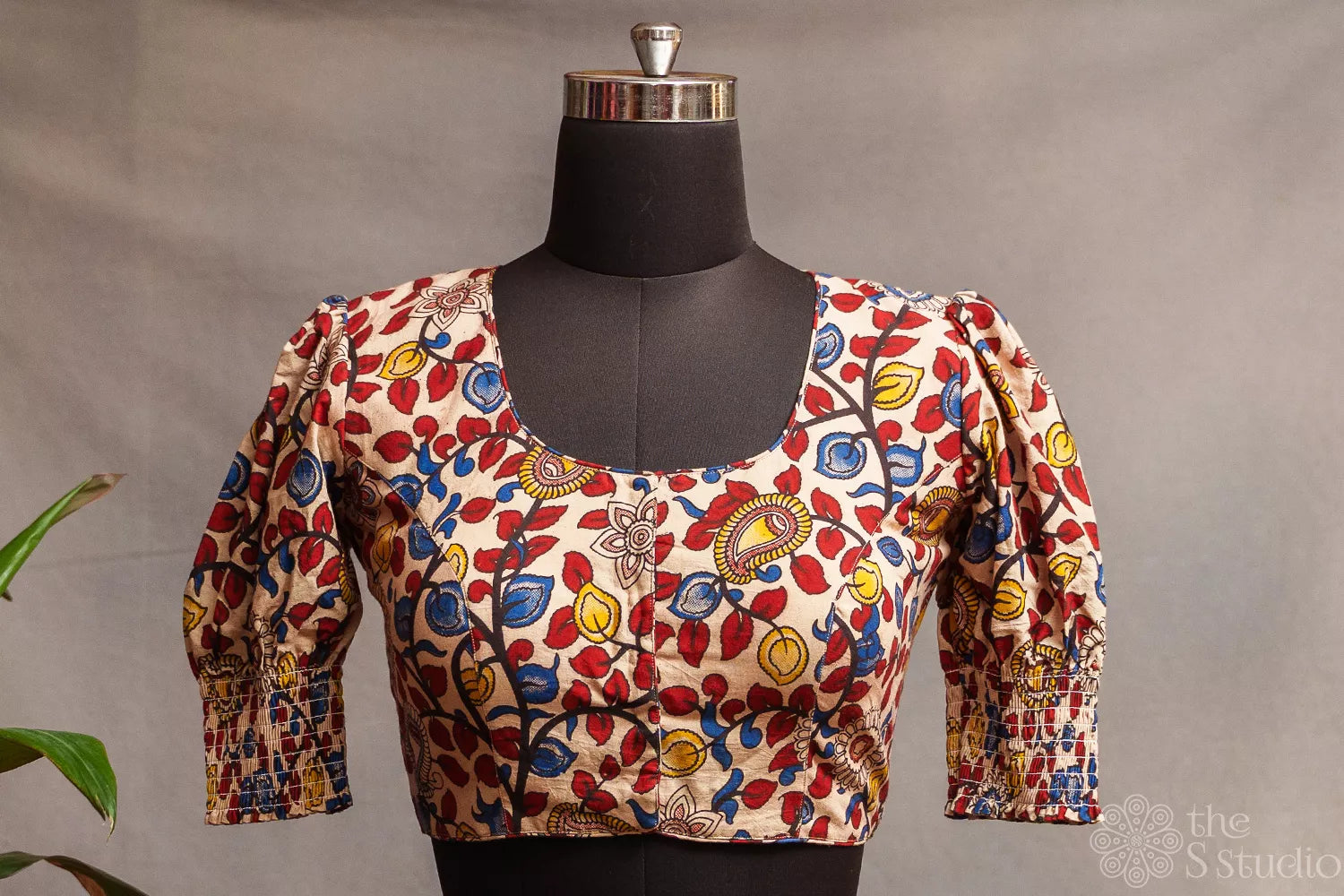 Beige kalamkari printed cotton readymade blouse