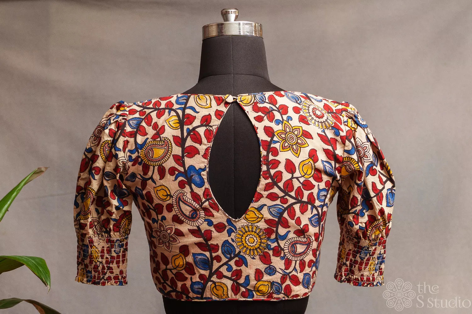 Beige kalamkari printed cotton readymade blouse
