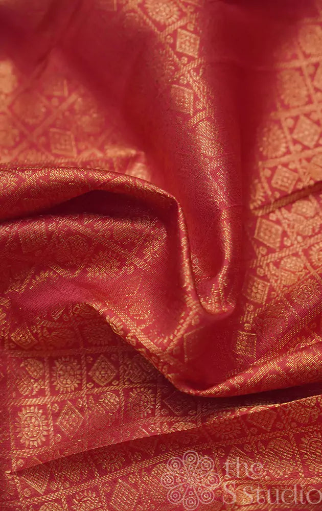 Reddish Maroon Mayil Chakram Butta Kanchi Silk Blouse Material