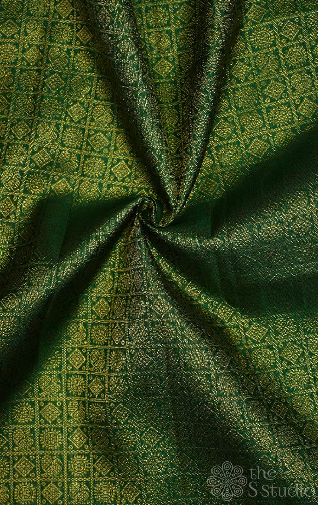 Green checked mayil chakram kanchi silk material