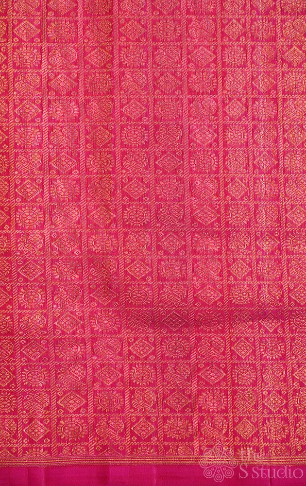 Rani pink kanchi silk blouse material with mayil chakram buttas