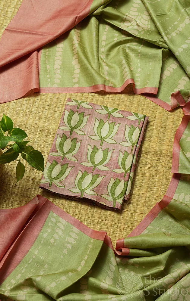 Pink tussar silk kurta and dupatta set with elachi green lotus prints