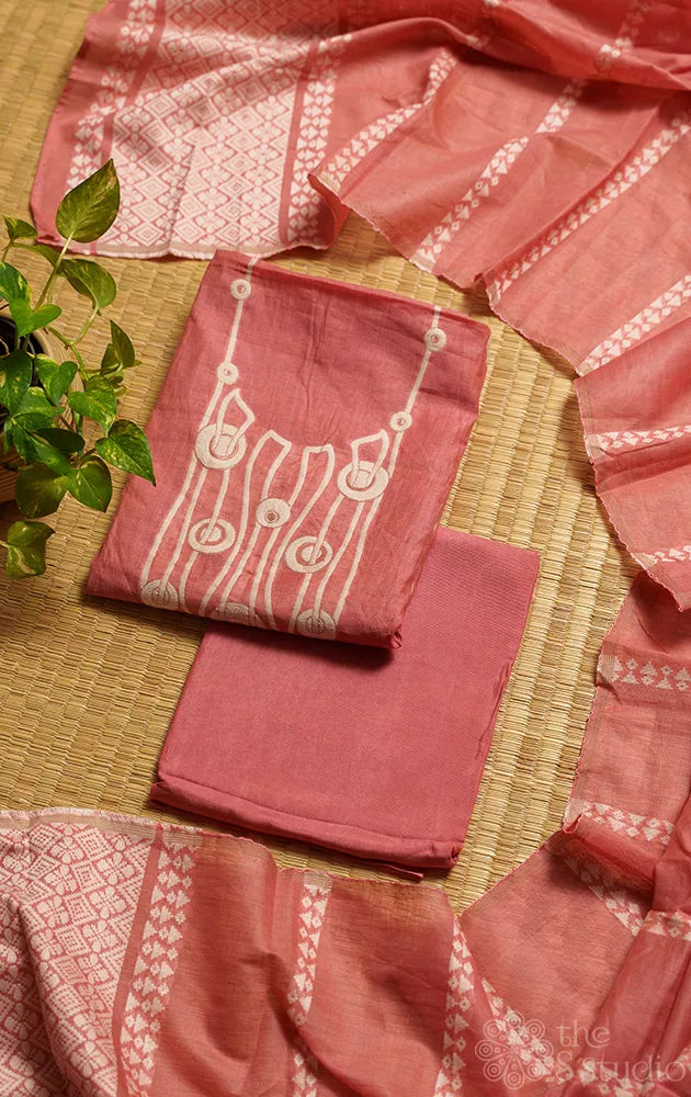 Peach chanderi cotton salwar suit with jamdani style neck pattern & border