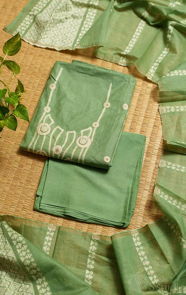 Green chanderi cotton salwar set with jamdani neck pattern & border