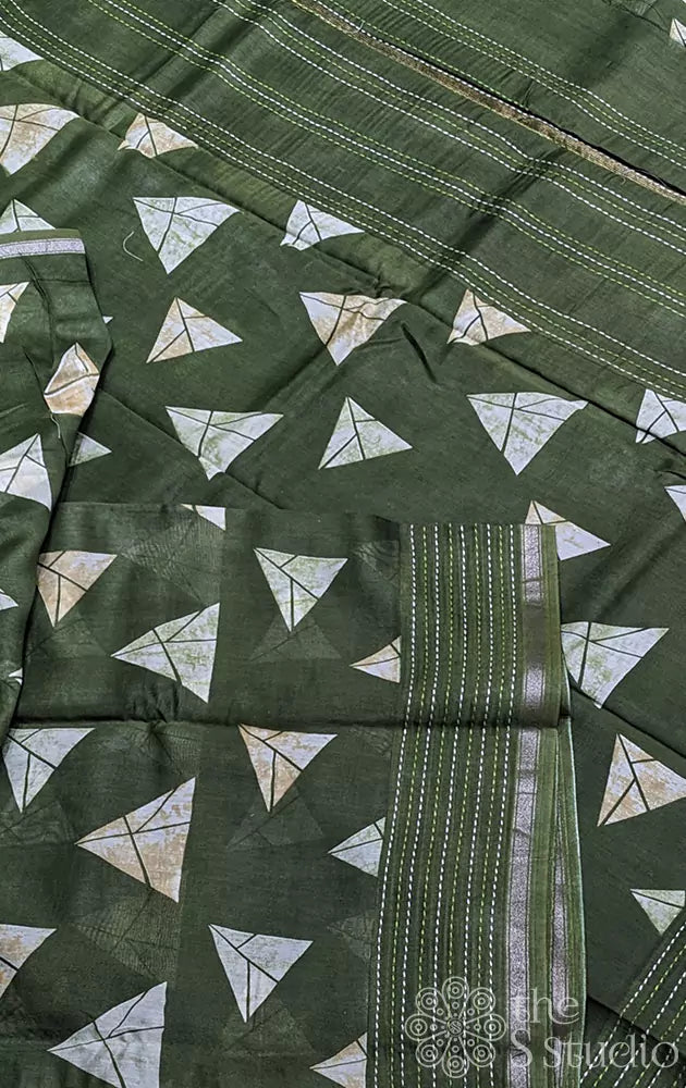 Green chanderi cotton saree with geometrical prints