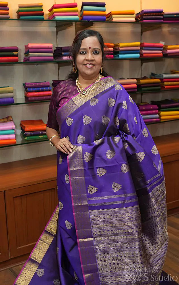 Kanchipuram saree outlet