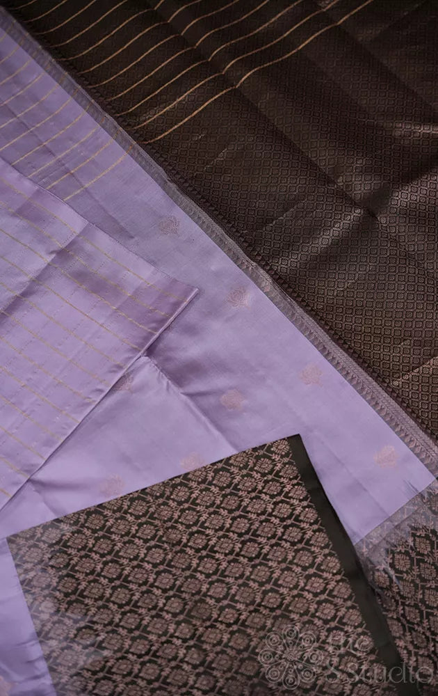 Lavender mubbagam soft silk saree with zari lotus buttas