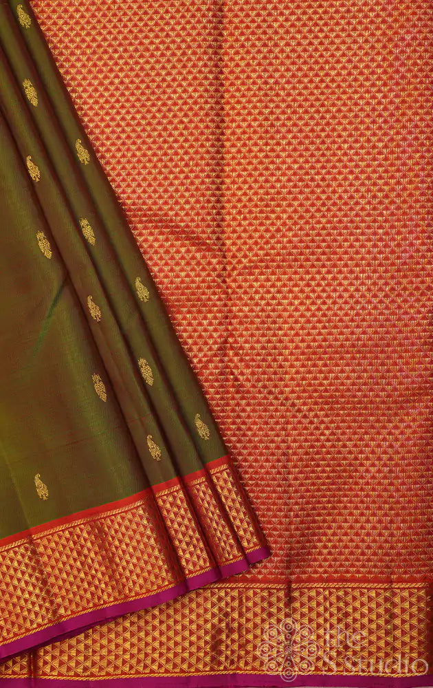 Methi green kanchipuram silk saree with brocade pallu and border