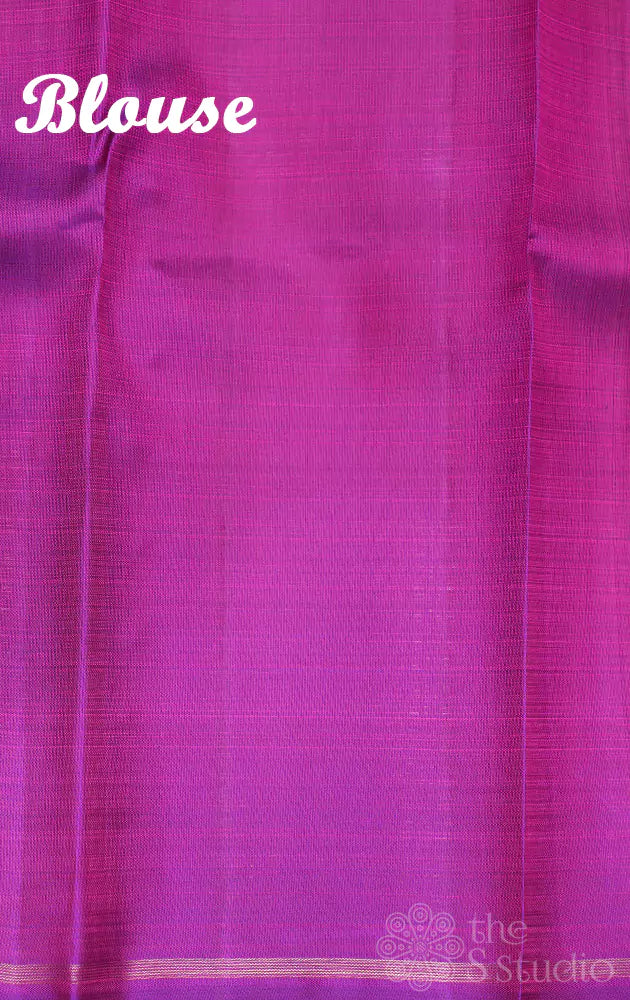 Peach simple kanchipuram silk saree with paisley motifs