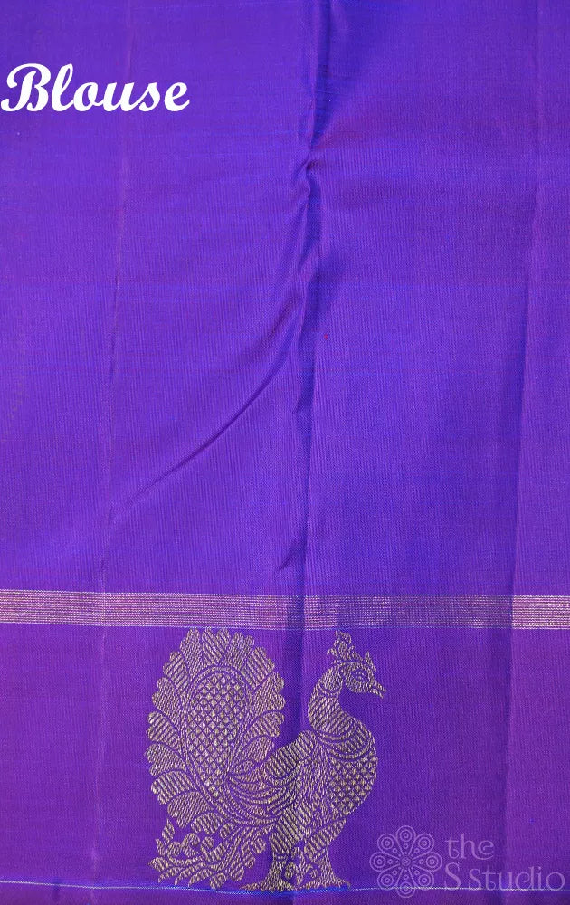 Peacock blue thread checked kanchipuram silk saree with peacock motif border
