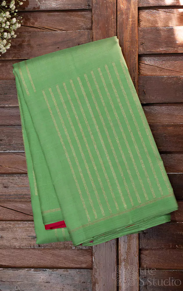 Elachi green box zari pattern kanjivaram saree with contrast pallu