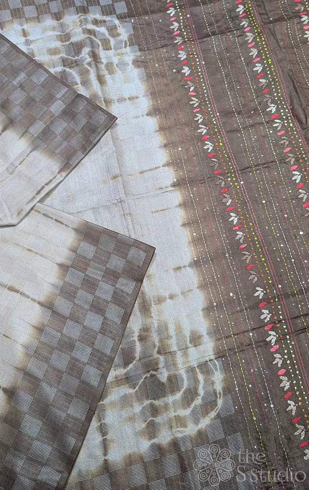 Light brown Bengal cotton saree with embroidery