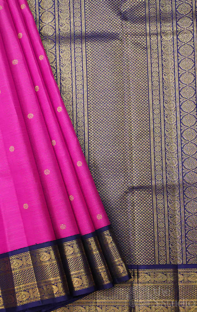 Magenta vairaoosi kanjivaram silk saree with korvai border