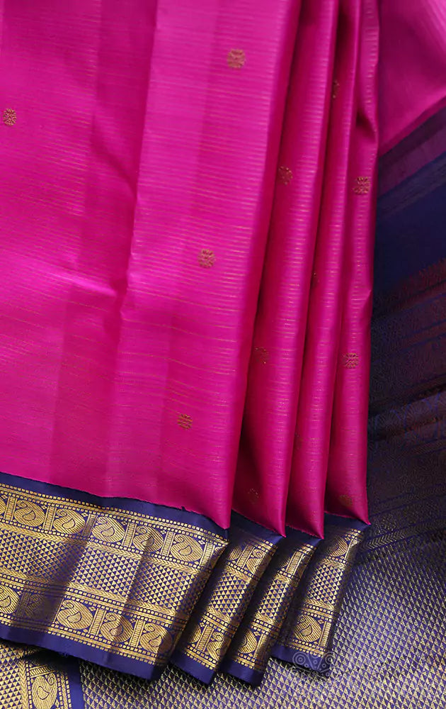 Magenta vairaoosi kanjivaram silk saree with korvai border