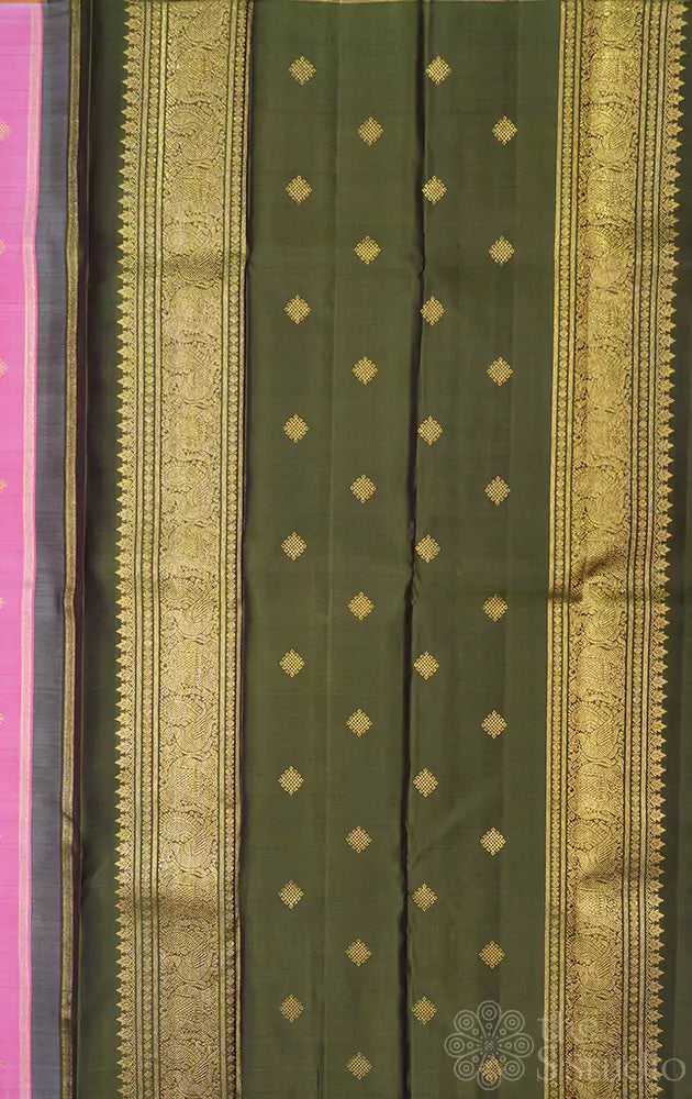 Light pink borderless kanchipuram silk saree with green pallu