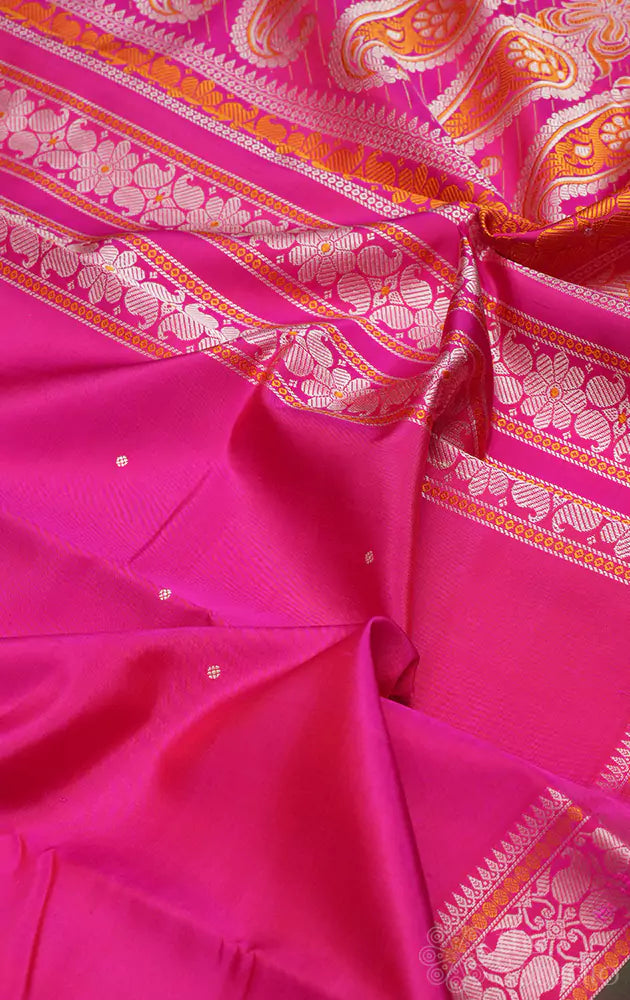 Rose thread work kanchi silk saree with small border