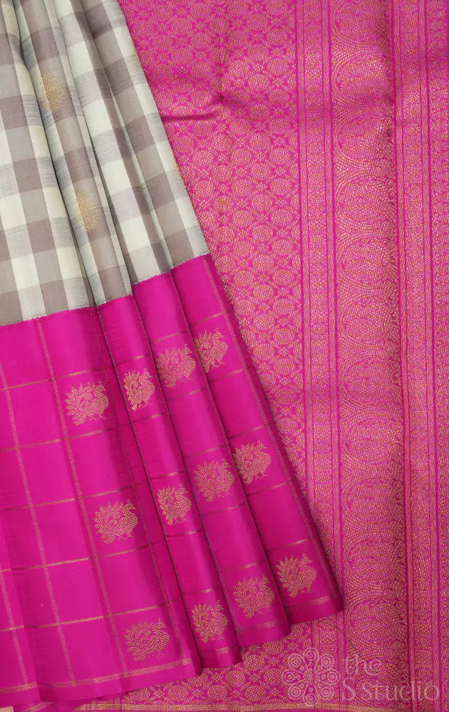 Biscuit brown checked kanjivaram saree with ranipink border