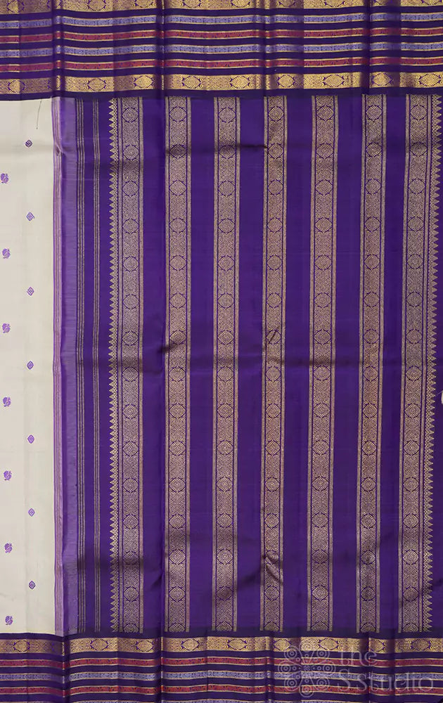 Beige kanchipuram silk saree with korvai border