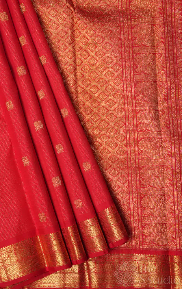Red vairaoosi kanjivaram silk saree with annam border
