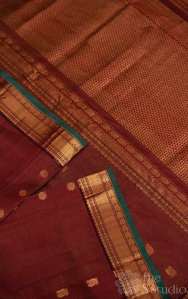 Maroon vairaoosi silk cotton saree with zari bhuttas
