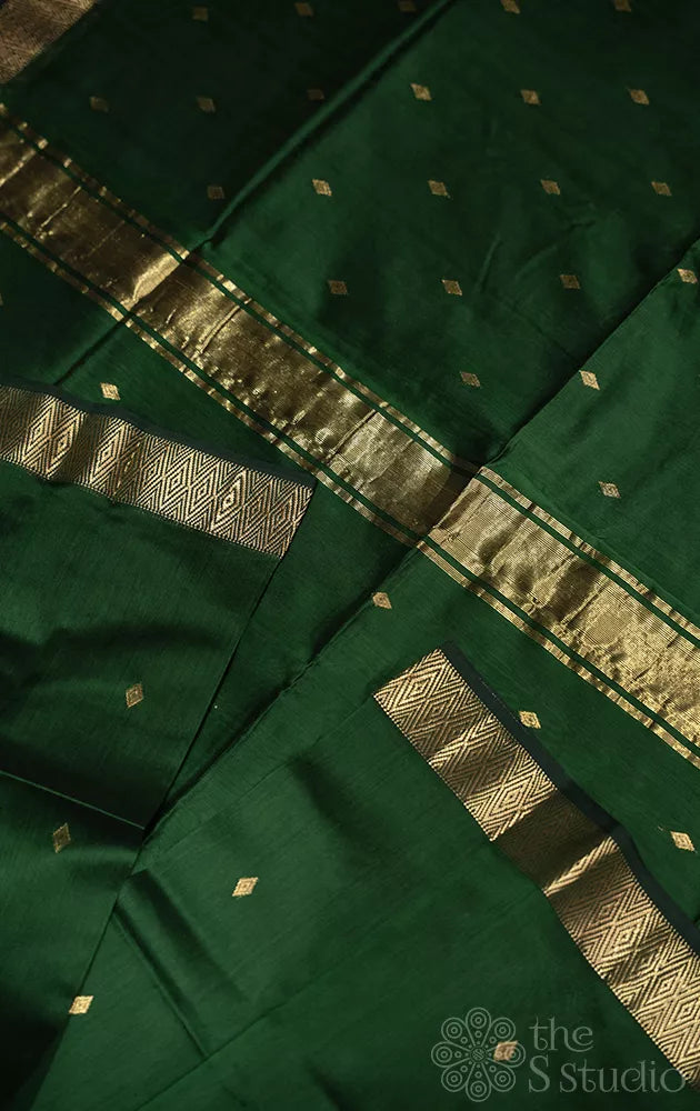 Green maheshwari silk cotton saree with zari border and buttas
