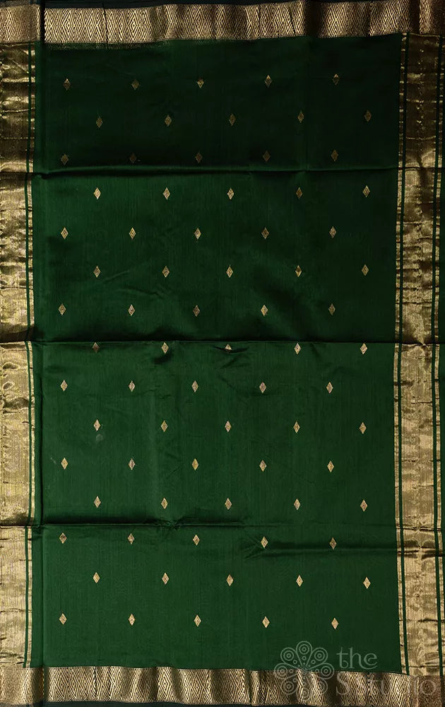 Green maheshwari silk cotton saree with zari border and buttas