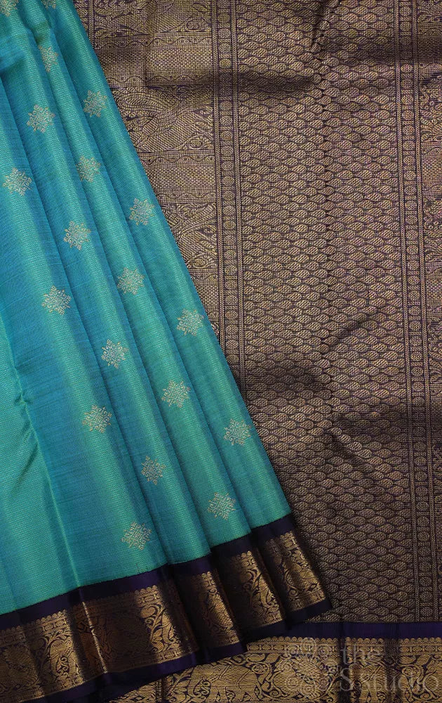 Sea green vairaoosi kanchipuram silk saree with korvai border