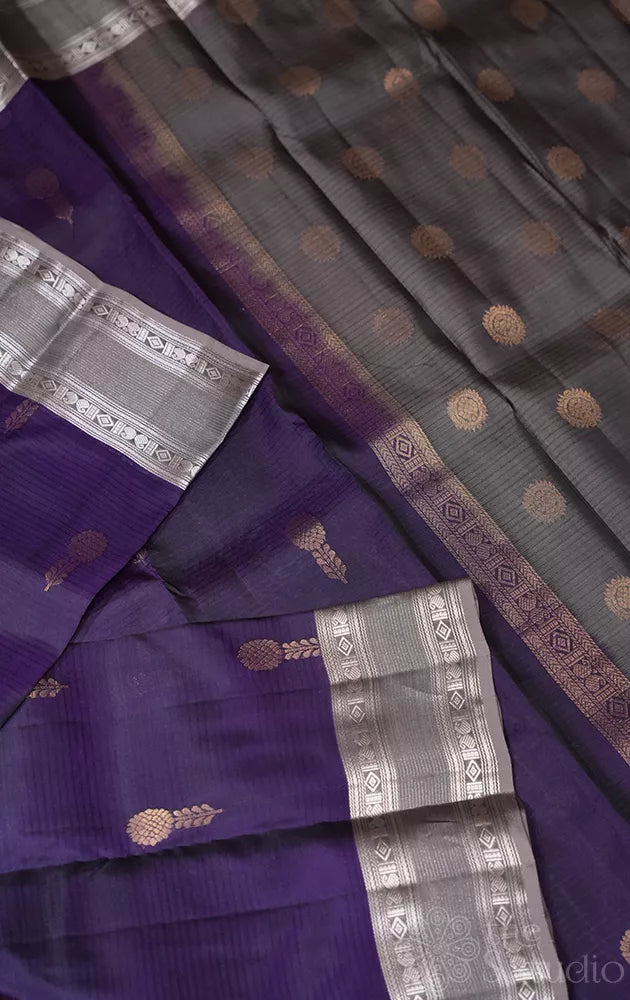 Violet soft silk saree with grey rettaipet border