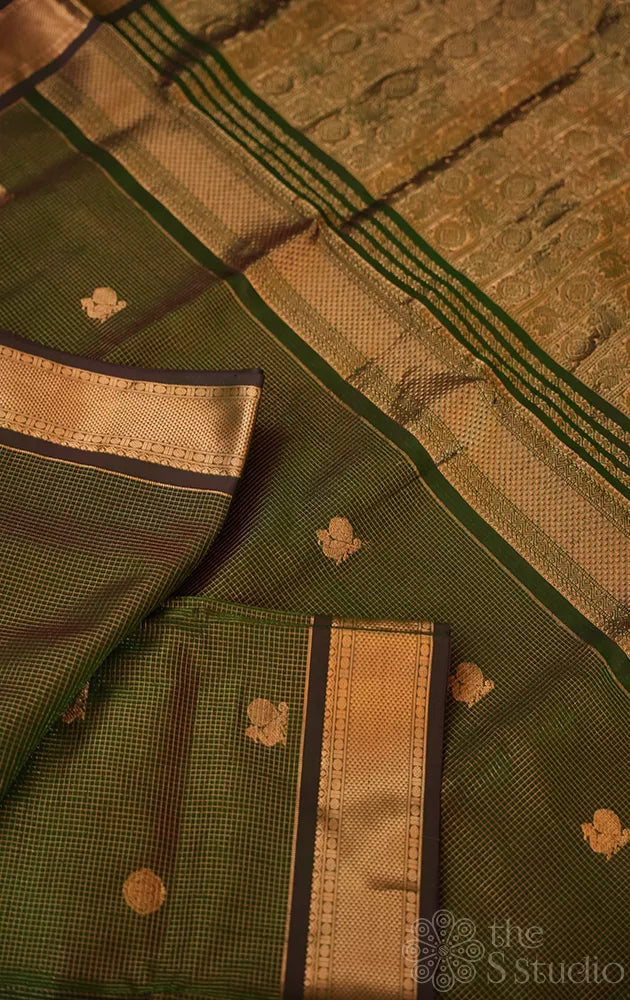 Green vairaoosi checks ten yards silk cotton saree with zari border