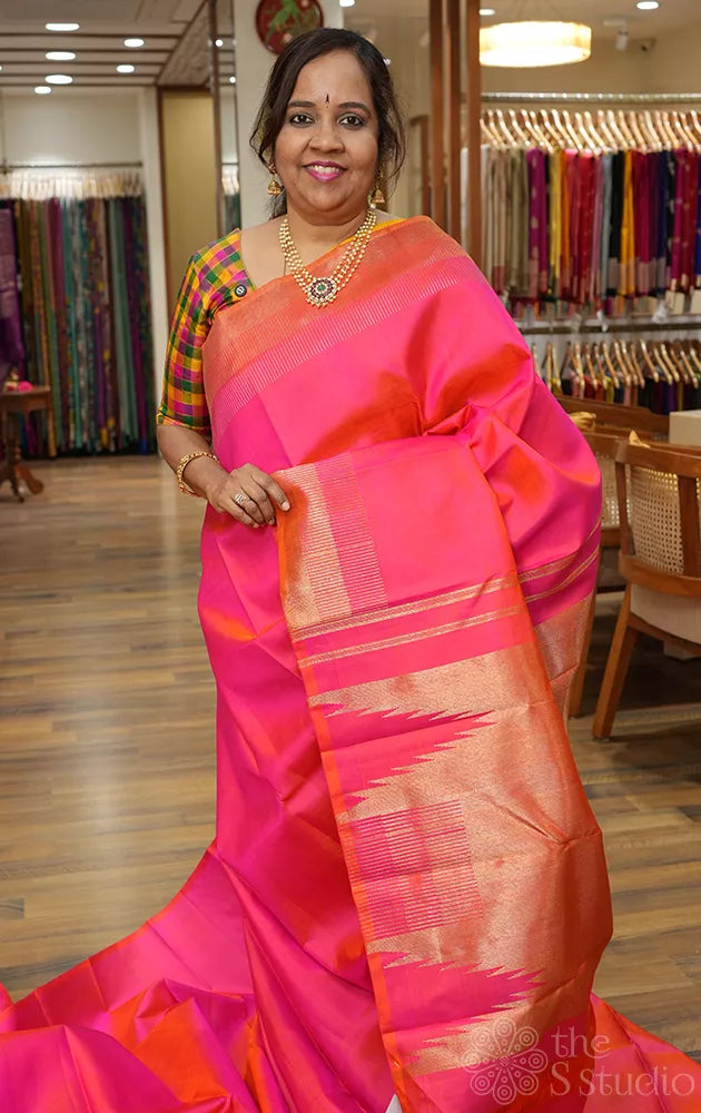 Peach colour kanchi pattu saree with 8 kol seepu reku border