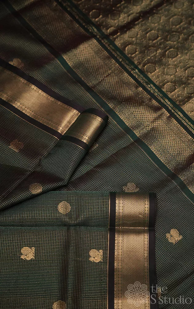 Dark bottle green vairaoosi checks ten yards silk cotton saree