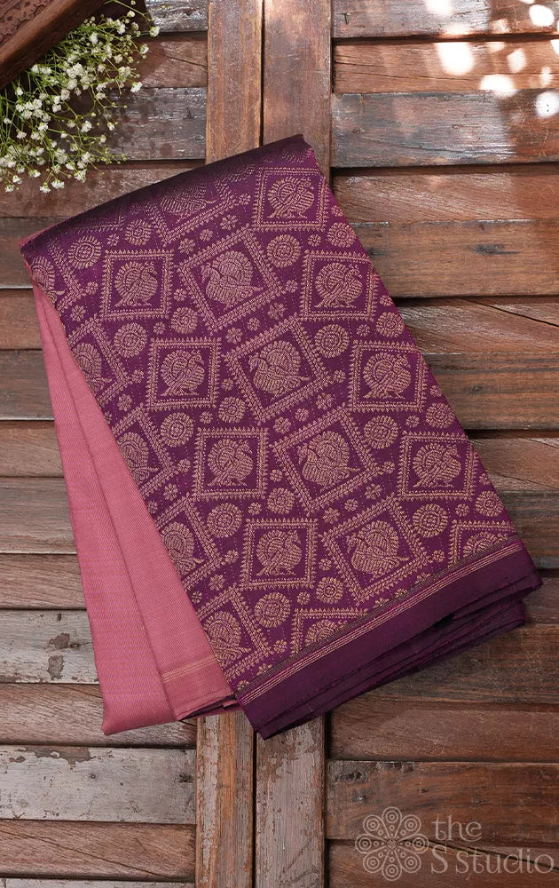 Onion pink kanjivaram silk saree with korvai purple border