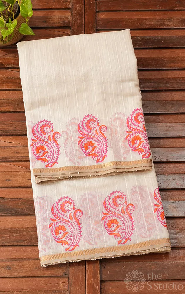 Off white maheshwari silk cotton saree with block printing on border