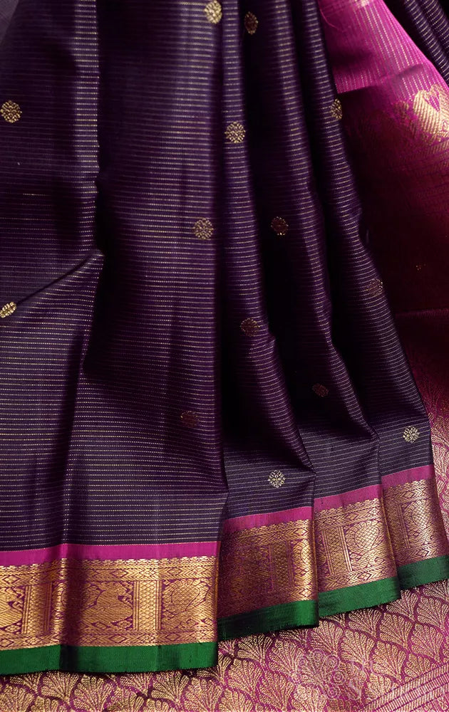 Violet vairaoosi kanjivaram silk saree with small border