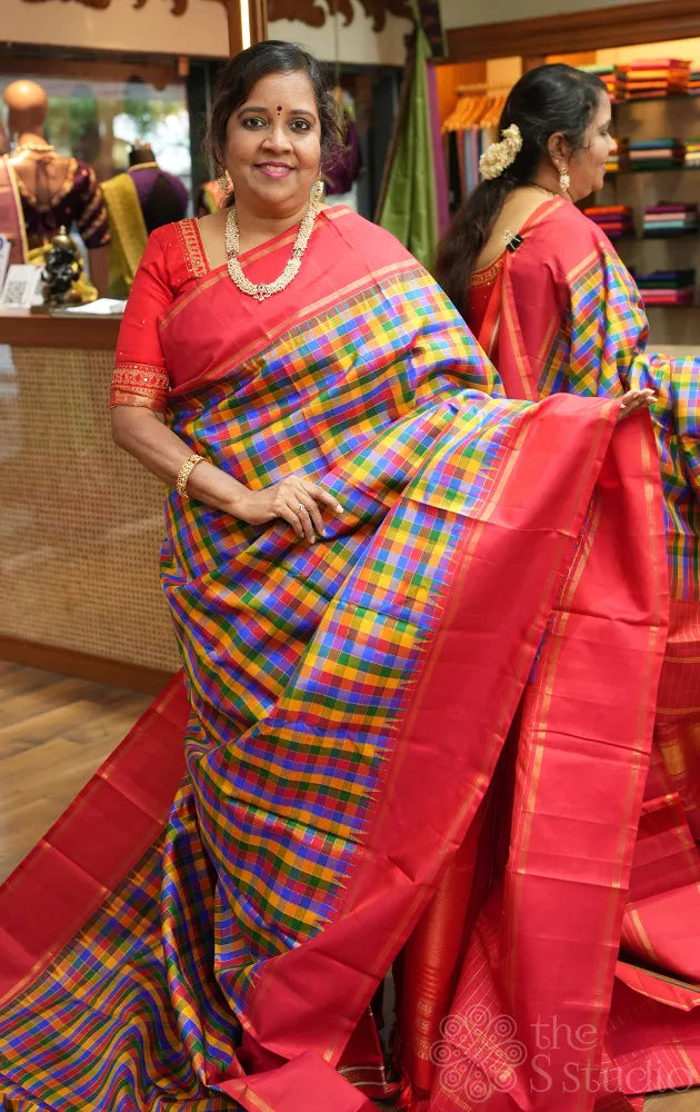 Paalum pazhamum checked kanjivaram saree with korvai red border