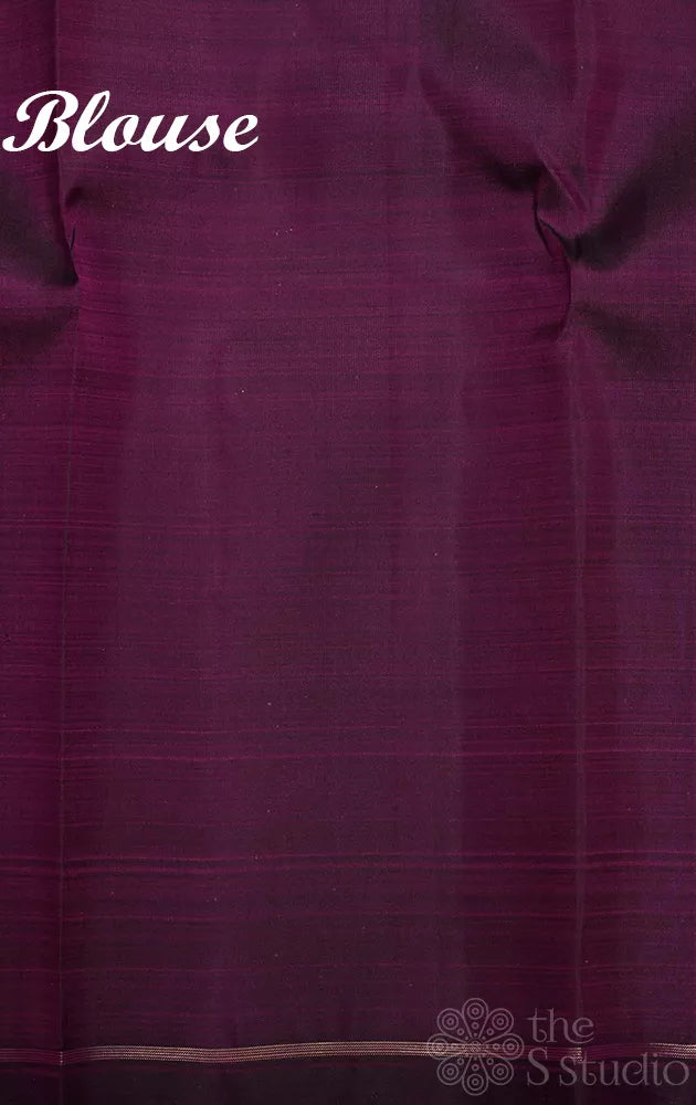 Onion pink handloom Kanchipuram pattu saree with seepu reku pallu