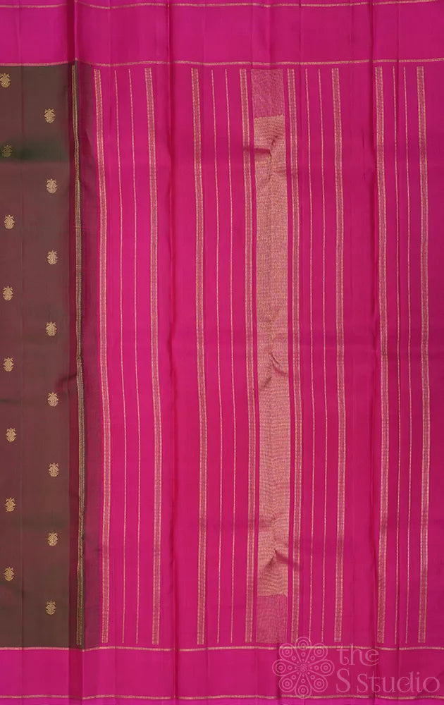 Manthulir green kanchi silk saree with ranipink border