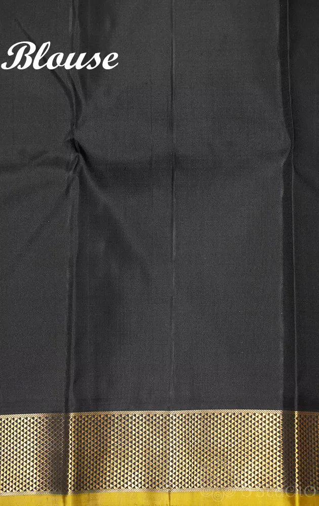 Light lotus pink kanjivaram silk saree with black small border