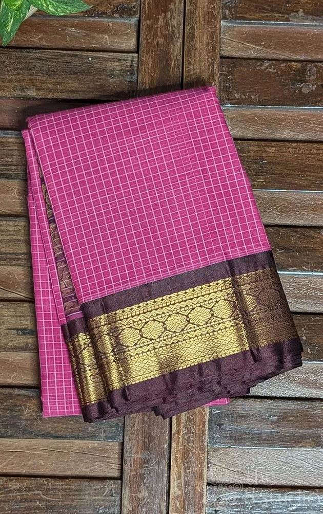 Magenta checked gadwal cotton saree with brown border