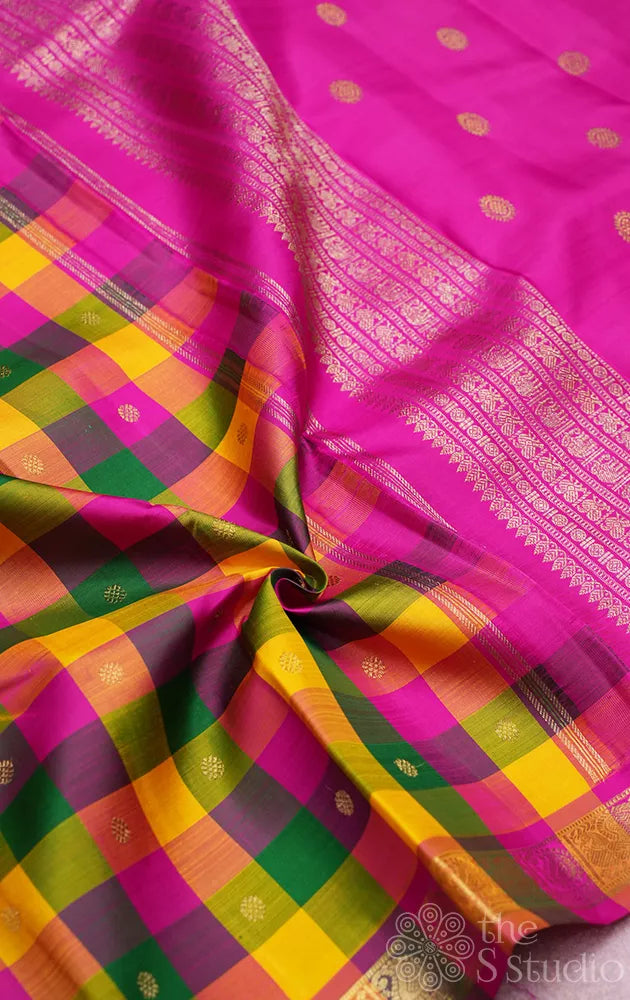 Paalum pazhamum checks kanjeevaram silk saree with ranipink pallu