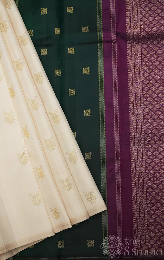 Off white kanjivaram silk saree with double pallu