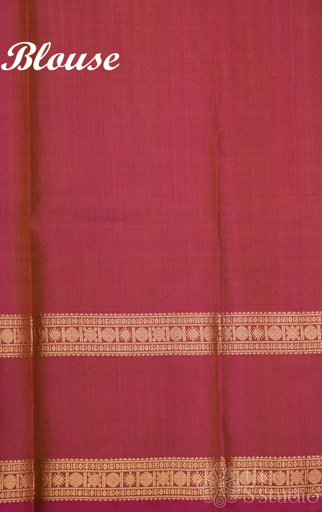 Deep pink zari checked kanchipuram silk saree with kalakshetra kili pallu