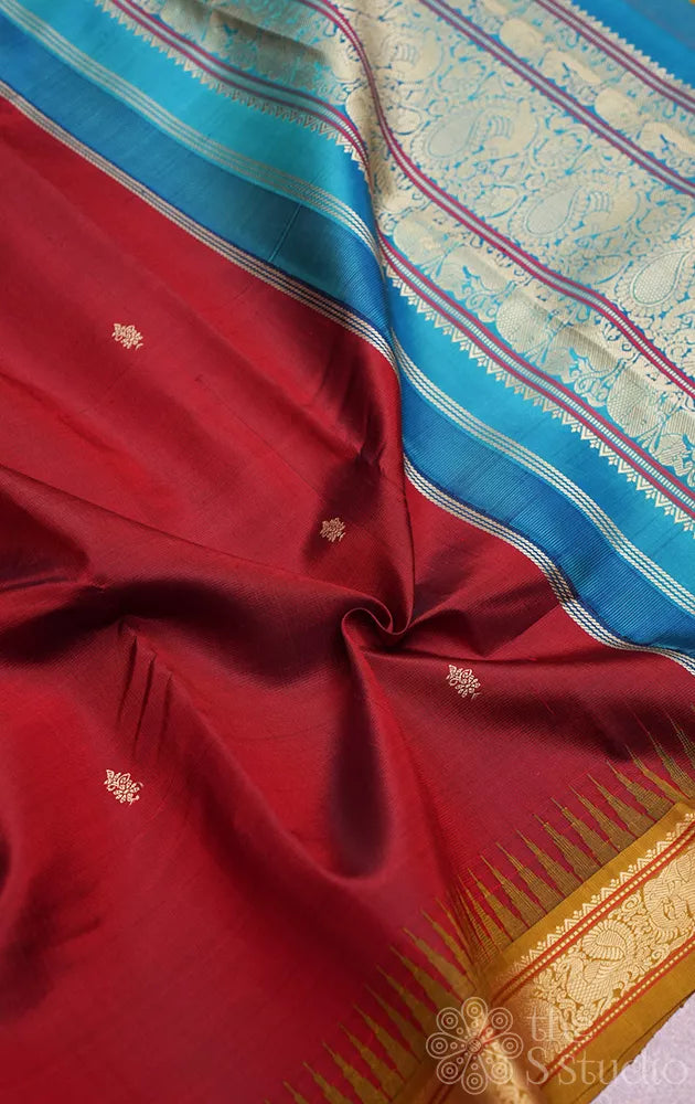 Maroon threadwork kanchi silk saree with small border and double pallu