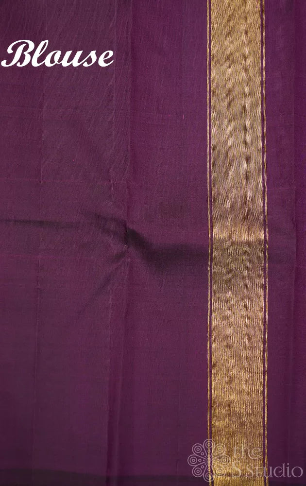 Purple 8 kol woven kanchipuram silk saree with temple border