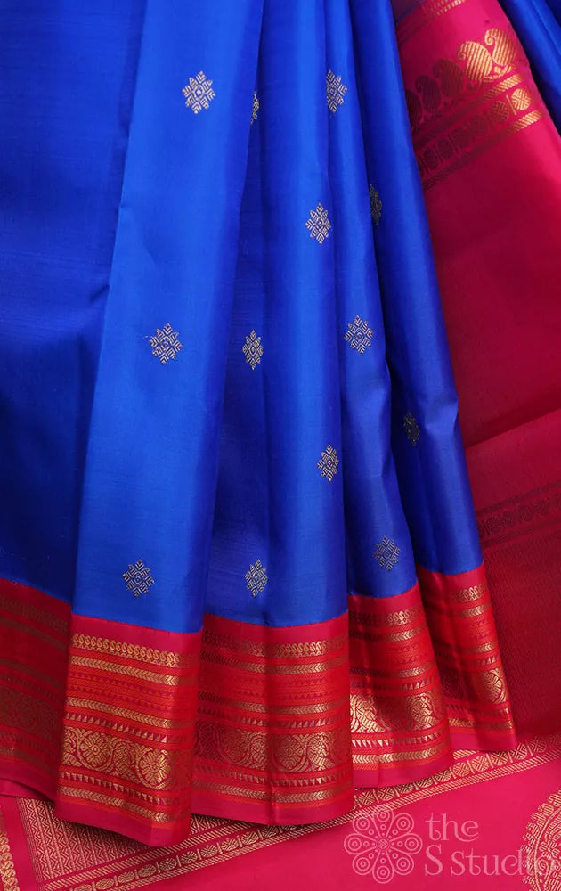 Royal blue kanchi silk saree with reddish rose korvai border