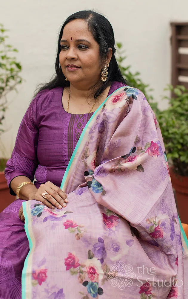 Lavendar kanchipuram silk dupatta with sea green pallu