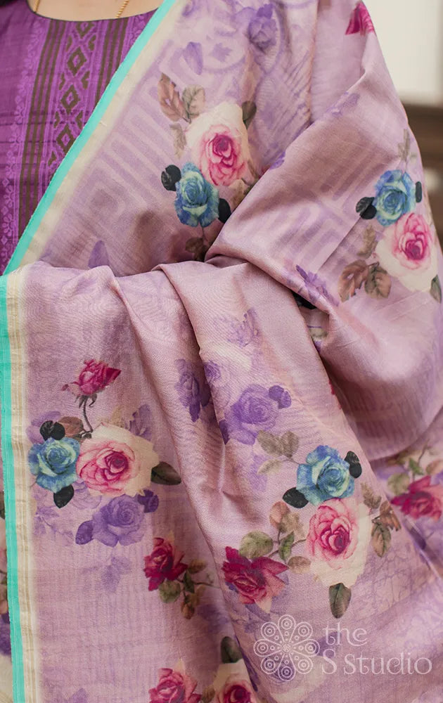 Lavendar kanchipuram silk dupatta with sea green pallu