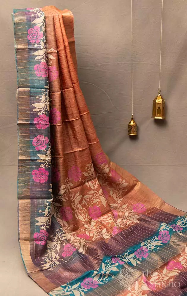 Pink zari checked tussar saree with floral prints