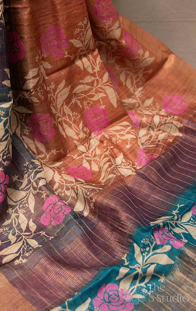 Pink zari checked tussar saree with floral prints